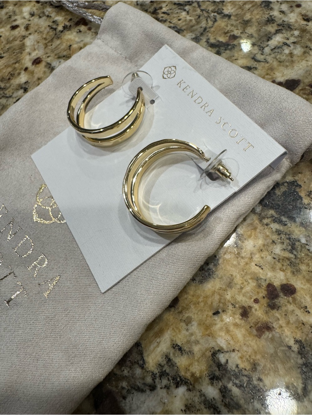 Kendra Scott Zorte Split Hoop Earrings - Picture 4 of 5